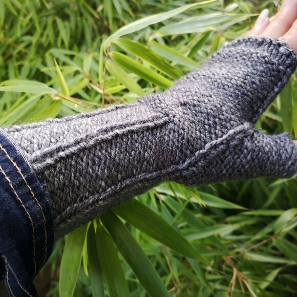 Snowflake Obsidian Inside Out Fingerless Gloves Mitten Handmade in Canada - Picture 7 of 7